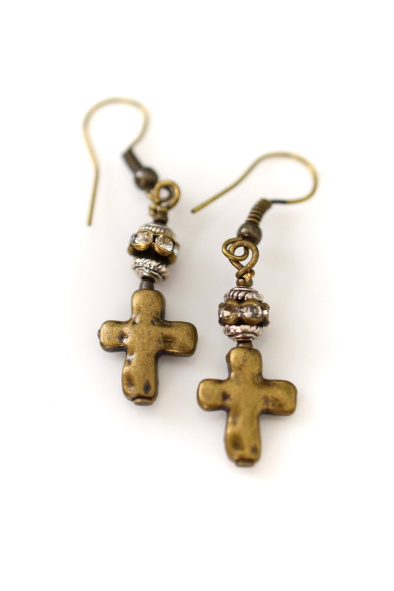 ShopMaddieandMe's tweet photo. Cross Earrings, Brass Cross Earrings, Antique Gold, Lightweight E… https://t.co/cVUwVufuRG #PerfectGift #AntiqueGold https://t.co/KWG7DXbJRM