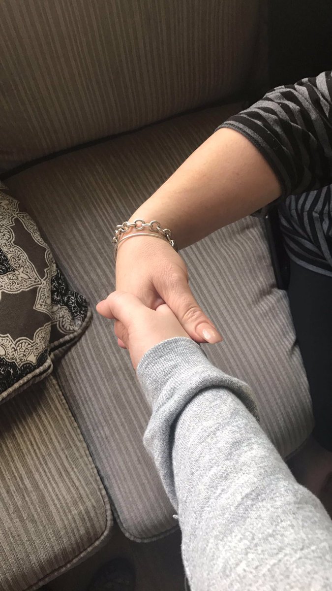 EmiWoodard's tweet image. So my cat ( my pride &amp;amp; joy ) ran away back in May &amp;amp; my mom said that if I get 2,000 rt that I can get another one. Please help a girl out!!!