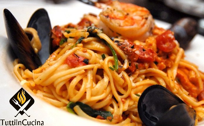 Gabrialvolante's tweet photo. il #primo #piatto delle #feste sono gli #spaghetti al #sugo di #pesce https://t.co/d51UCLbwHU #tuttiincucina #ricette #il29 #29dicembre #bio https://t.co/SWLvT7QGRP