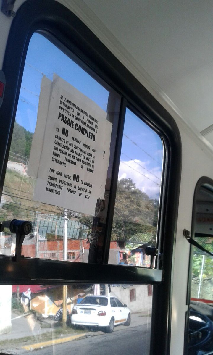 Equipo10_ula's tweet photo. Los transportistas piden cancelar el pasaje completo a partir del #1E esto violenta el Derecho al #PasajeEstudiantil https://t.co/tSqWEInRPO