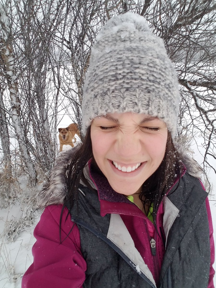 KKeip's tweet image. #snowflakesinmyeyeballs
#wrongsideofthefence
#snowshoebuddy
#getoutside #natureismyhappy