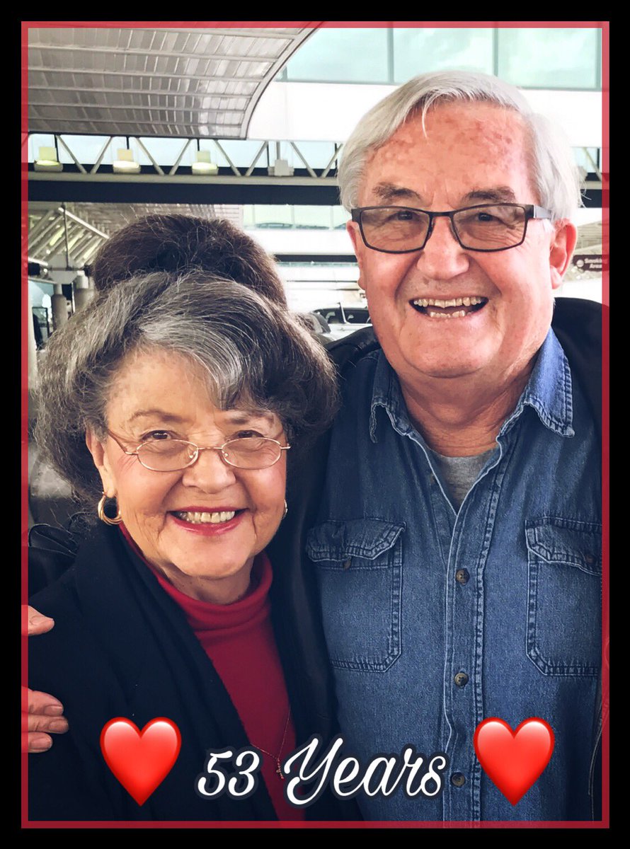 BisbeeLIFE's tweet photo. Happy Anniversary to Ed &amp; Georgia Page, longtime #Bisbee #entrepreneurs. ❤53 Years of #marriage! ❤#BisbeeTable #Santiagos #BisbeeCoffeeCo ☕🍷 https://t.co/q101Kc2AFN