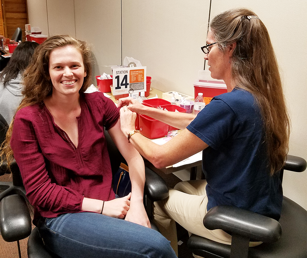UTexasStudents's tweet image. .@HealthyHorns administered 10K flu shots this year. Read more: bit.ly/2cwDA3u #UTFallRecap