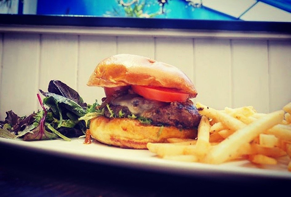Lami_Restaurant's tweet photo. Did you already try our Angus Beef Burger with Swiss Cheese and Caramelized Onions? It’s a Must! #lunch #happyhour #food #burger https://t.co/PEAJgSfgkW