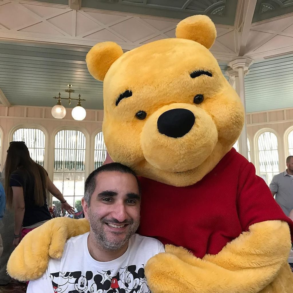 cgbsrule's tweet photo. Pooh & 🐝= 🍯#wdw2016 #wdw #magickingdom #crystalpalace #friendship https://t.co/vcWeP04SiO