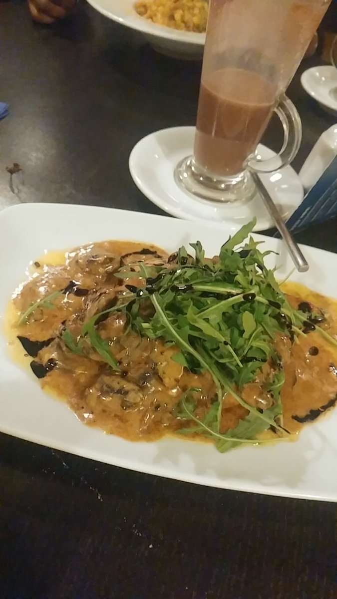 YamaEmilie's tweet image. The Pollo Gutturu from @MascalzoneDeli was so delicious . Chicken breast with fresh mushrooms in a rich mustard &amp;amp; cream sauce.