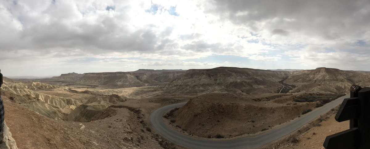 YTsuna's tweet image. Quick snippets from @birthright day 2. #bus429 @israeloutdoors #kotel #jerusalem