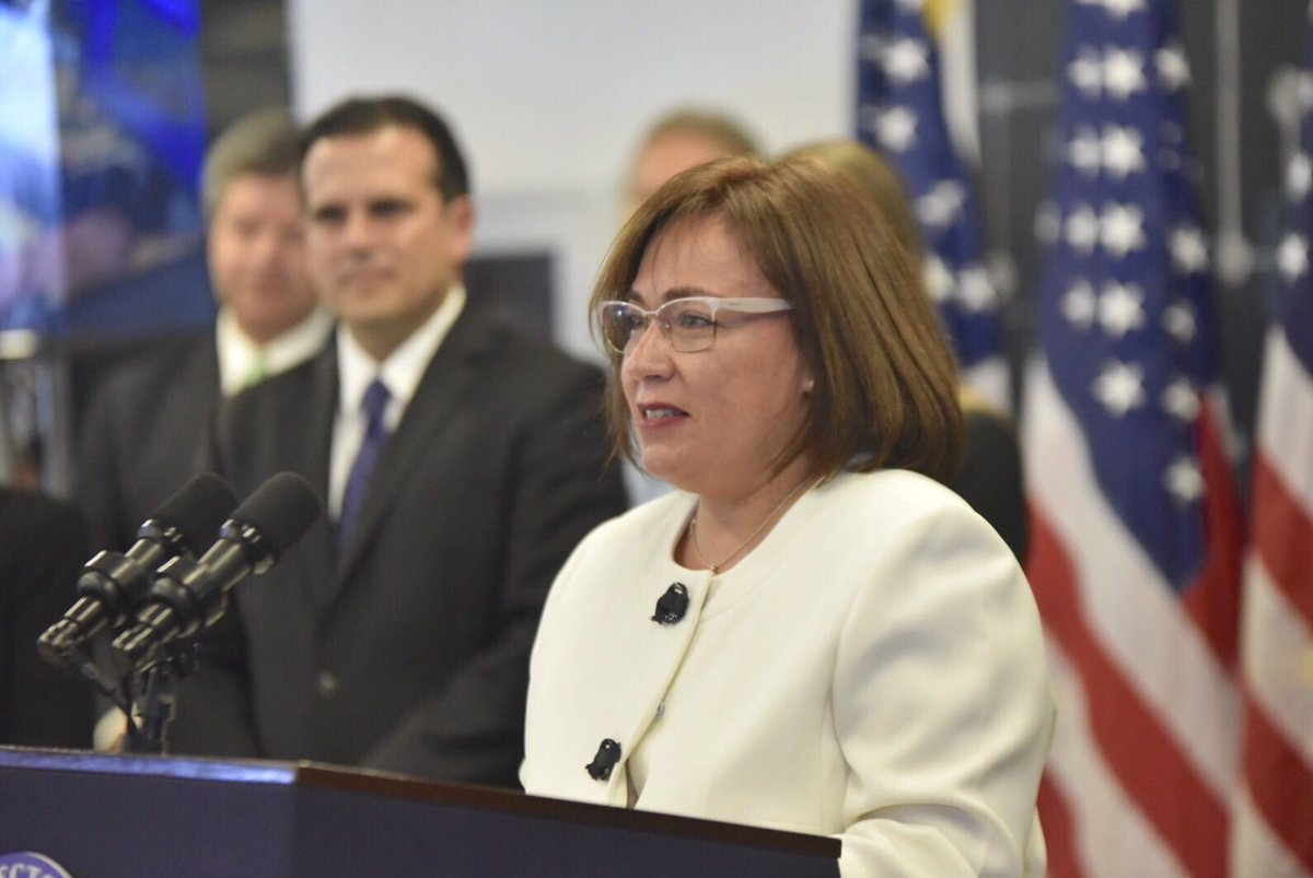 ¡Gracias a la Dra. Julia Keleher, al Lcdo. Carlos Saavedra y a la Lcda. Nydza Irizarry por aceptar la encomienda de levantar a Puerto Rico!