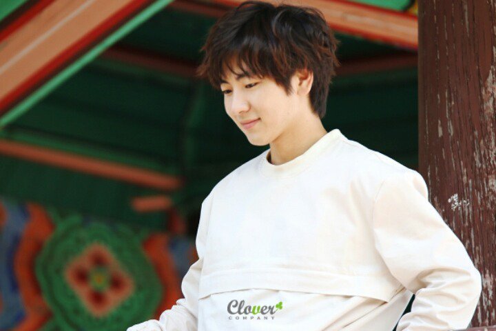 #이주승 배우가 처음으로 더빙에 도전한 애니메이션 #졸업반 이 IPTV와 VOD로 다운로드 서비스 중입니다. 많은 관심 부탁드립니다!!!Translate post