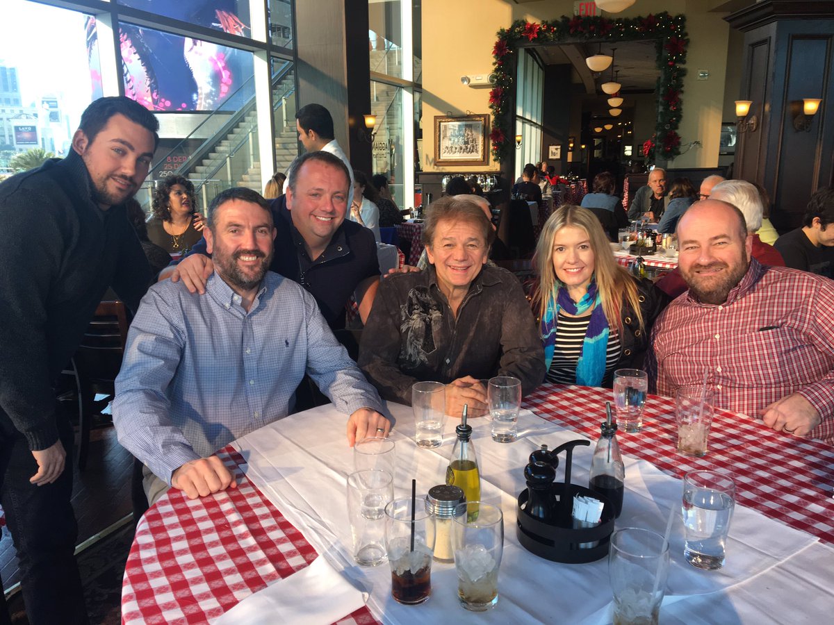 Just had a lovely lunch with <a href="/RealAdrianZmed/">Adrian G Zmed</a>, his wife <a href="/MissLyssaLynne/">Lyssa Lynne</a> &amp; our friends Matthew &amp; Stephan.