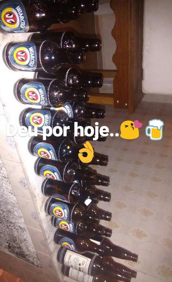 aleecampelo97's tweet photo. Por hj deeu 😘🍺 https://t.co/GKt69v7zzK