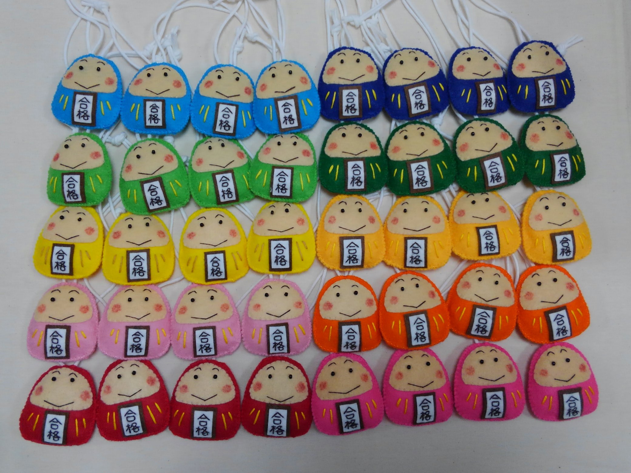 だるまお守り　金メダルだるま 部活　フェルト だるまお守り 金メダルだるま 部活 フェルト だるまお守り