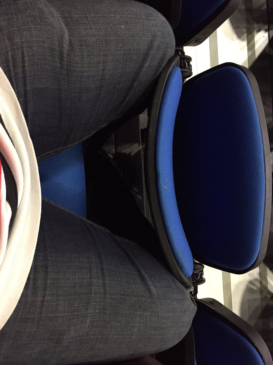 kedvaledrummer's tweet photo. @goicehogs you need to warn people that there is no legroom in 112 row N. I'm only 5'7" and I can't fit without kneeing the row infront. https://t.co/tsIPjB6HB7