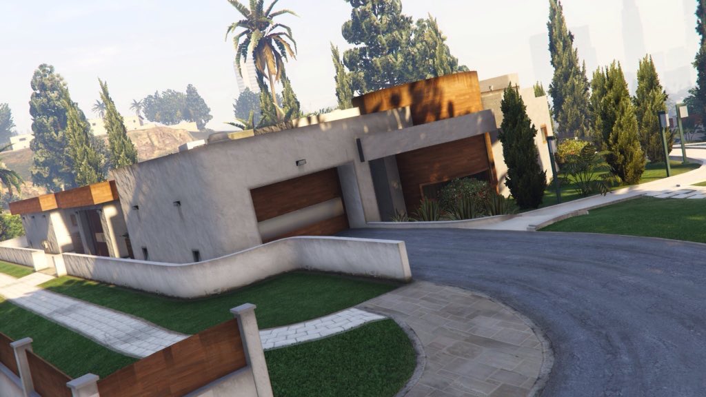 LS Land Registry tweet media