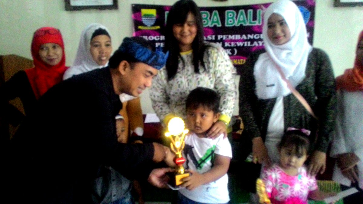 onisumardjono1's tweet photo. @DiskominfoBdg @PemumBdg @PKK_KotaBDG  @TP_PKK_ANDIR  Giat Lomba Balita fasilitasi PIPPK lingkup TP PKK @Kebonjeruk @kecamatan_andir https://t.co/f9739zaLiv
