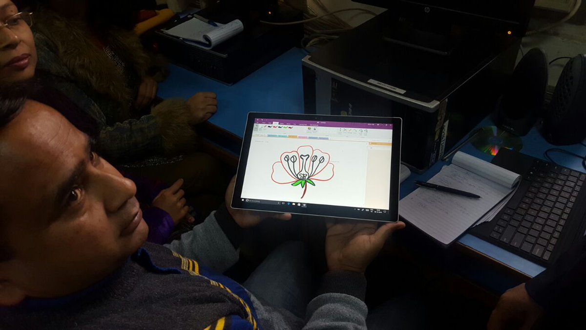 BbSinha7's tweet photo. Science teachers wowed with Digital Inking with @OneNoteEDU & #Surface_Pro_4 @Microsoft_EDU @JuanaTech https://t.co/a4NotXSQAO