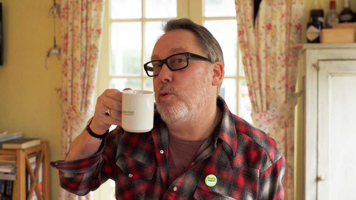 Stay tuned #BrewMonday when Vic Reeves tells us how he gets through days like #BlueMonday samaritans.org/brewmonday