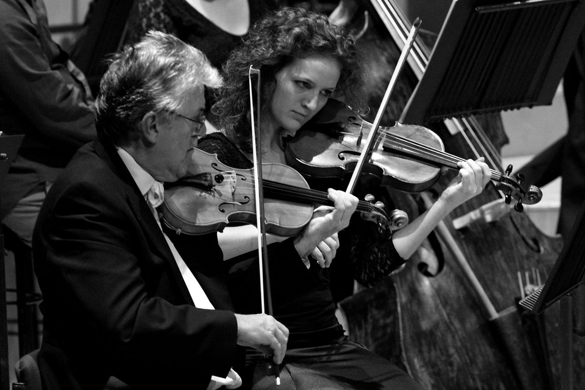 SATURDAY!
A Night in Vienna with @WNOtweet Orchestra
tickets.pontio.co.uk/online/17Vienna