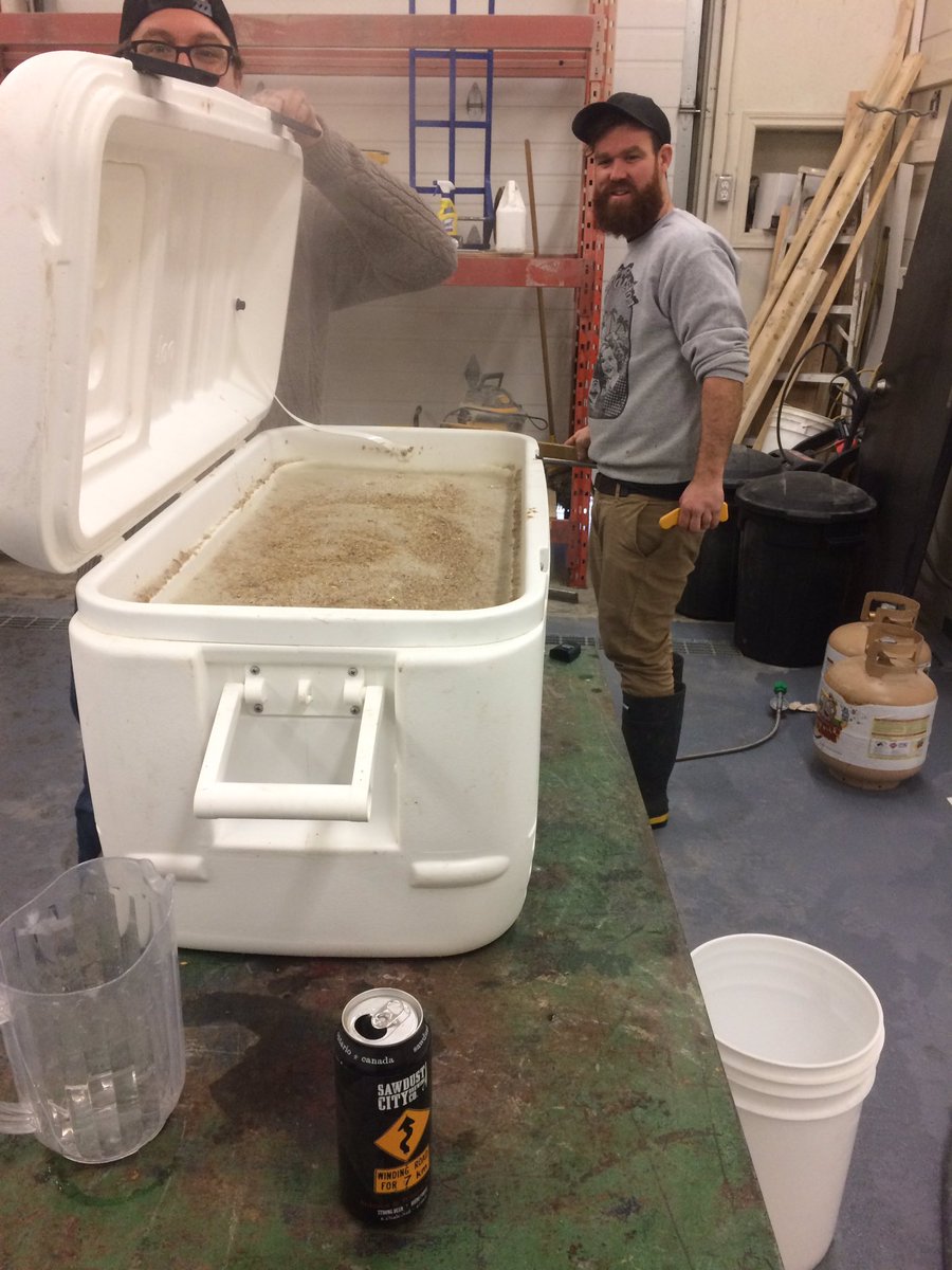 sawdustcitybeer's tweet photo. Howdy Y'all, mashed in @shortfingerbeer This is gonna be a crazy brew y'all. https://t.co/DZpI99GQO2