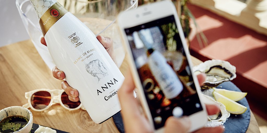 AnnaCodorniu_ES's tweet photo. La mesa está servida. Sólo faltas tú ;) #AnnaBrunchWeekend https://t.co/c7YRk27PUP https://t.co/jVCQJQCPyq