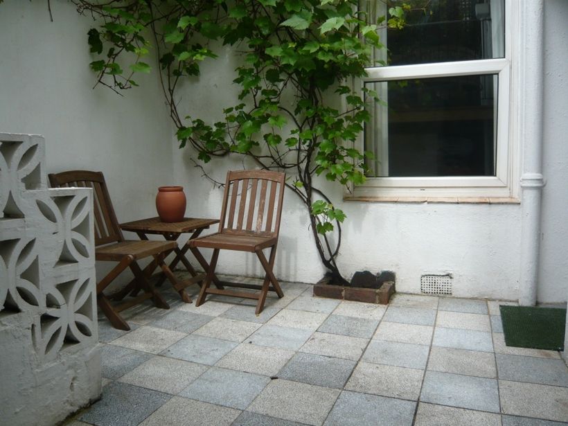 1 Bed on Eastern road #Kemptown, available now £975. Call 01273 675571 to book a viewing. bit.ly/2jaYtcd