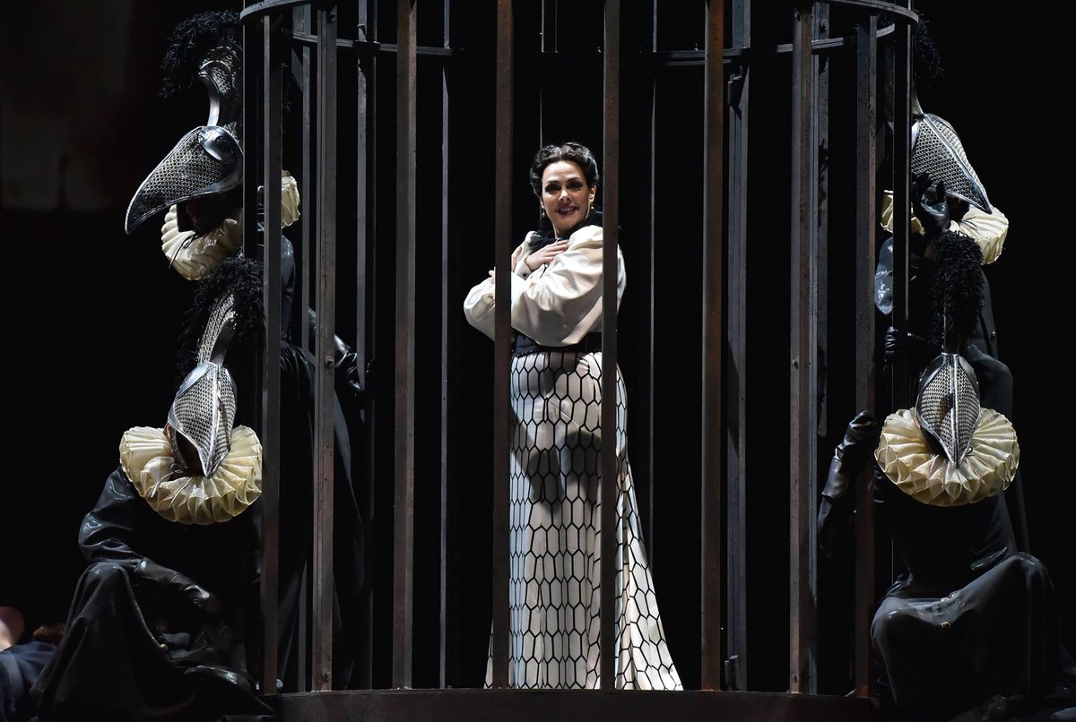 In bocca al lupo per la prima di questa sera!!! #YolandaAuyanet
#TeatroRegioDiParma, #FABRIZIOMARIACARMINATI, #ALFONSOANTONIOZZI