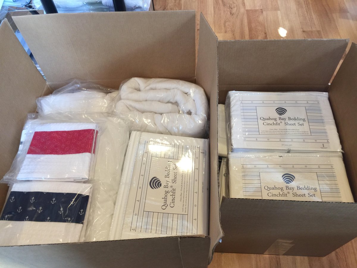 ILuvSailing's tweet photo. So excited to send out this large custom yacht bedding order! #bedsheetset #boatbedding #cinchfitsheet #sailinglife #sailboats #yacht https://t.co/9xqeNkC6dJ