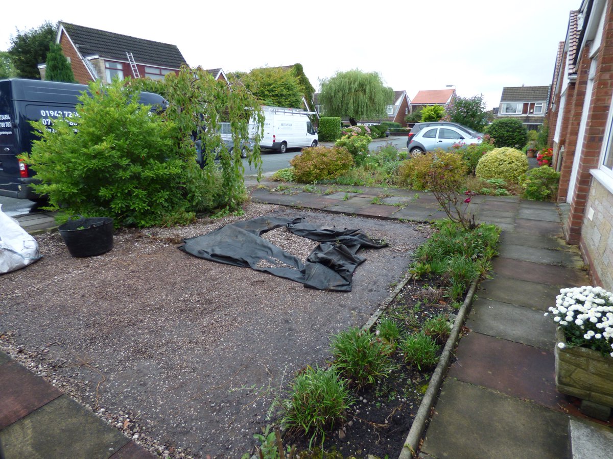 GardeningJandJ's tweet image. Fresh turf laid by @GardeningJandJ