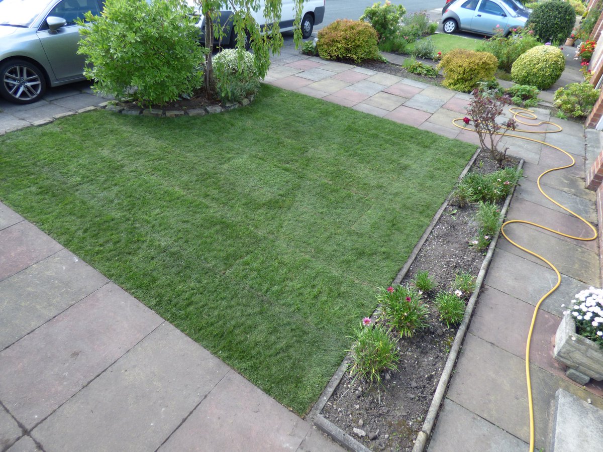 GardeningJandJ's tweet image. Fresh turf laid by @GardeningJandJ