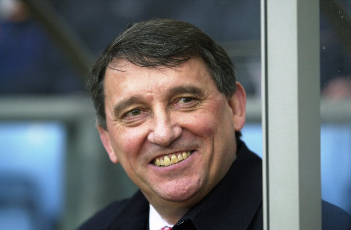 SkySportsNews's tweet image. BREAKING: Former England manager Graham Taylor has died aged 72 #SSNHQ