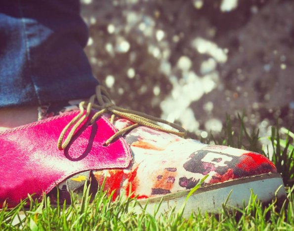 Indybuy_Arg's tweet photo. Pisa bien fuerte este verano con los #Acordonados Talk is blue y Melt Fuchsia by CHICHIPIA!💕 Compralos acá! 💕 > https://t.co/wz88At28EZ https://t.co/48CoiJ9fwd