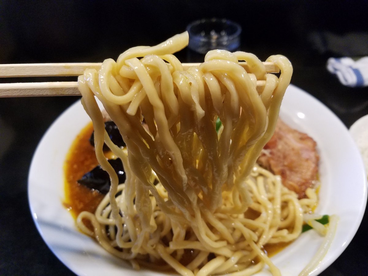 ノブノブ على تويتر 鷹の爪 行徳 鳳凰dx大盛り ピリ辛 野菜増しライスライス 常に並びの絶えない名店で店内は終始私のみ こんな日もあるのね 麺増しは味が変わってしまうので大盛り以上は出来ないそうです カリッ 肉汁ジュワーな鶏唐は変わらず美味 今日も美味しく ノブノブ على تويتر 鷹の爪 行徳 鳳凰dx大盛り ピリ辛 野菜増しライスライス 常に並びの絶えない名店で店内は終始私のみ こんな日もあるのね 麺増しは味が変わってしまうので大盛り以上は出来ないそうです カリッ 肉汁ジュワーな鶏唐は変わらず美味 今日も美味しく