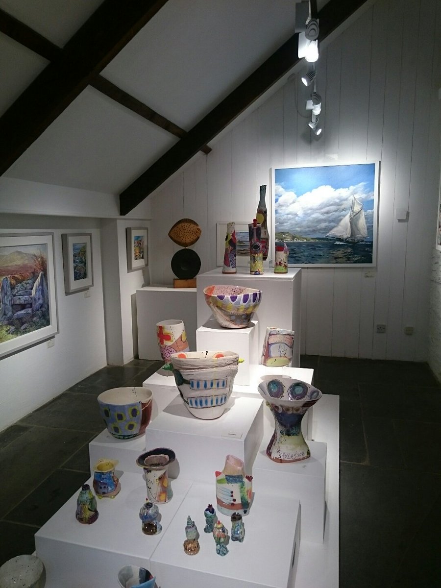 myCornwall_'s tweet image. A lovely morning spent at one of our favourite galleries Trelissick Gallery shar.es/1O0piQ @NTTrelissick #cornwall #art #newyear