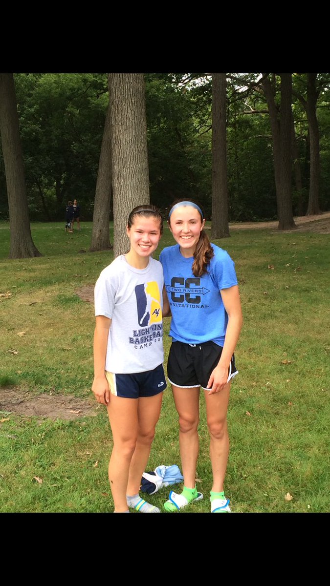 karibrekke2's tweet photo. Happy 16th to this crazy runner 😜 you probably don't need your license since you run everywhere! Love you v much ❤ #compete #TJump https://t.co/8Kzu6ICpWy