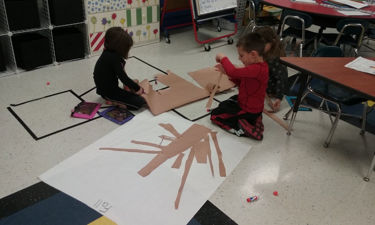 HansonKinder's tweet photo. Demonstrating our knowledge of how trees change with the seasons! #hornetpride https://t.co/2b6dzMKuBe
