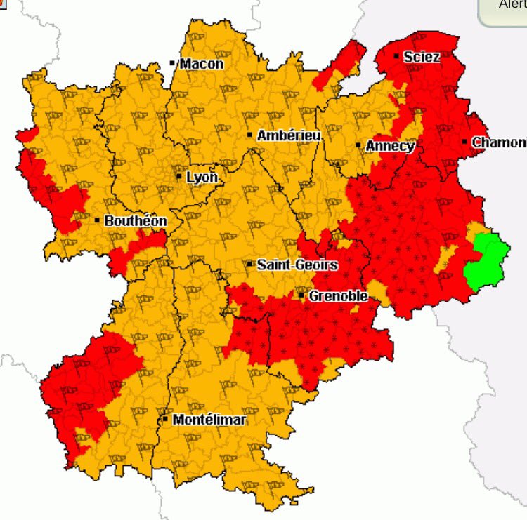 UNSA_AuRA's tweet photo. #AlerteMeteo Vent&Neige #AuvergneRhoneAlpes
1 pensée aux agents des services publics mobilisés et d'astreinte
#StopFonctionnaireBashing https://t.co/HPI9J90HFJ