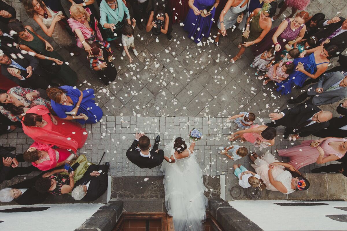 El mejor momento de una boda: el recien casados! Ya luego que empiece la fiesta #ThrowbackThursday #dbodas2015