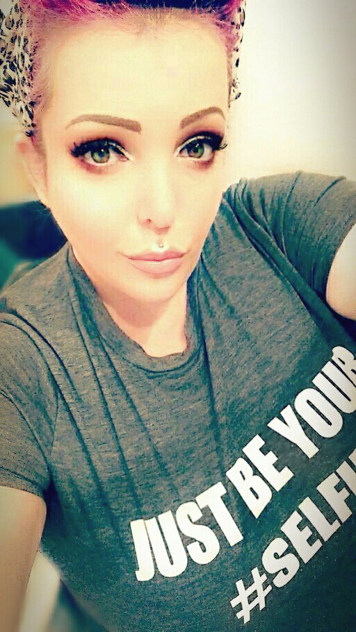 muagemma's tweet image. Just Be Your #Selfie