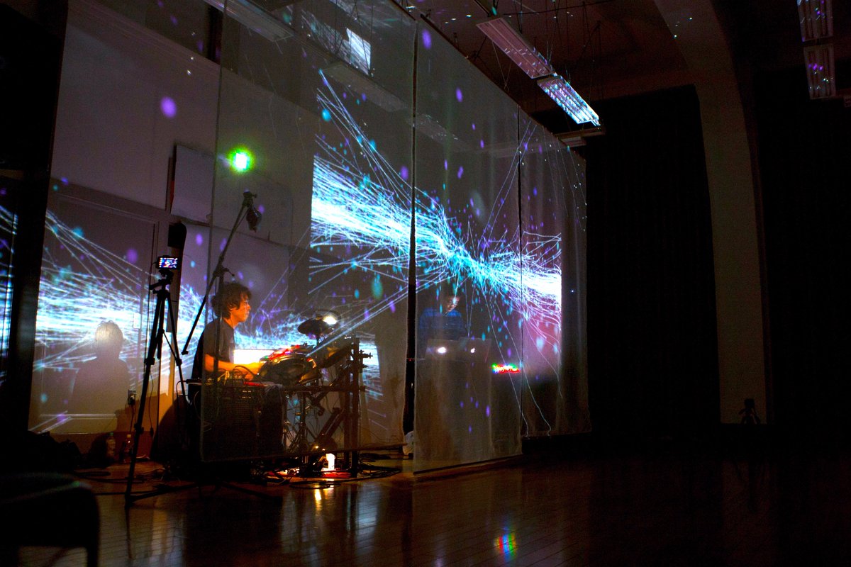 sascacci's tweet image. #emmh09 #webMIDI #webaudio #threejs #woskcc1