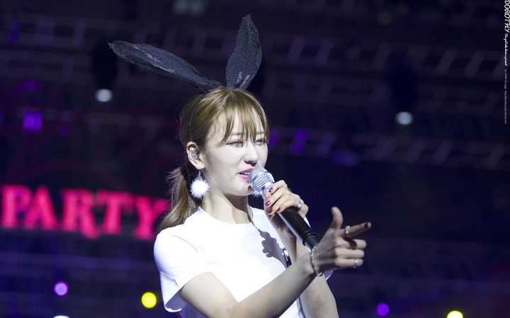 aboutbomi's tweet photo. 161217 Bomi(@apinkbm) at #PinkParty Concert by. Dorothy https://t.co/5IvoVOG1R0
