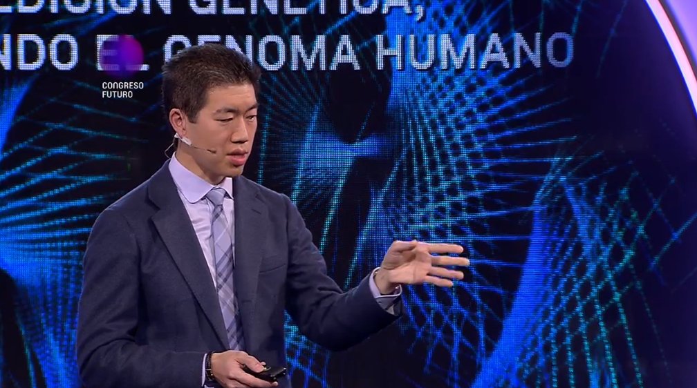 congresofuturo's tweet photo. Cierra su exposición #DavidLiu: "La edición genómica tiene un enorme potencial para entrar en la sociedad" #CongresoFuturo https://t.co/ywaXk7wn1r