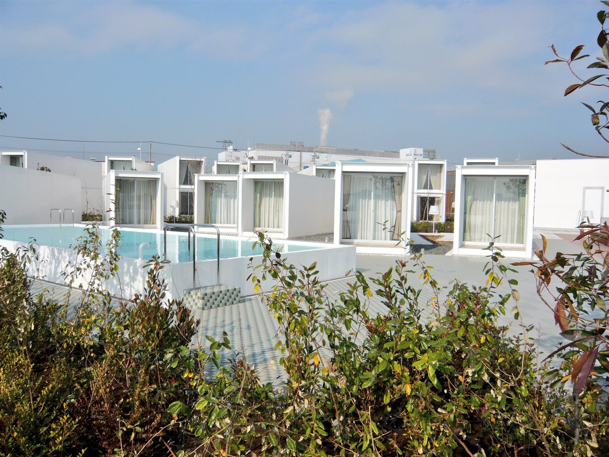 niranlifesbox's tweet photo. Bayside Marina Hotel @ Yokohama , Japan. By Yasutaka Yoshimura Architects.  Modular size : 40' Standard HC.  #modularhotel #modularbuildings https://t.co/kpI3FNjnhx