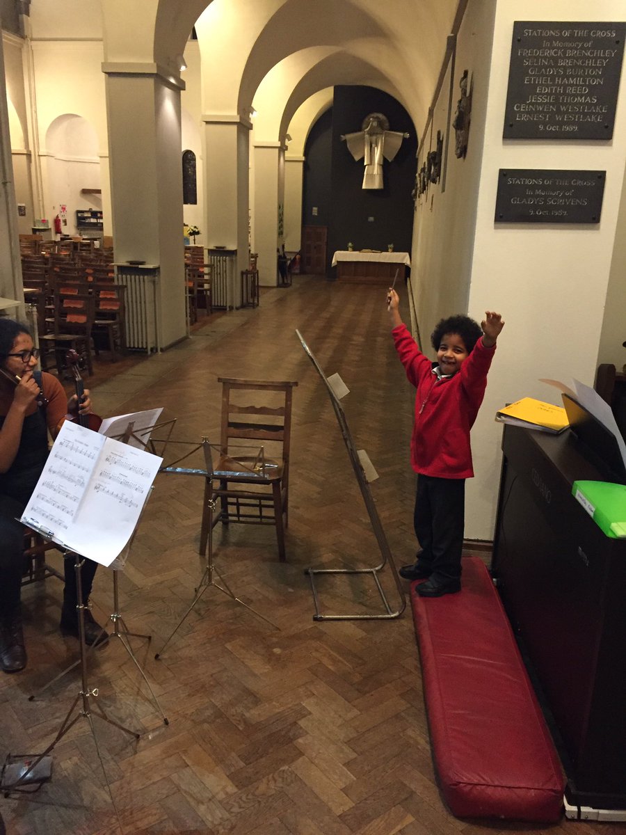 MakingMusicCL's tweet photo. Ellis conducting the Finale of....Stravinsky's Firebird! #BBCTenPieces #musicedication https://t.co/N33Bx1Duo8