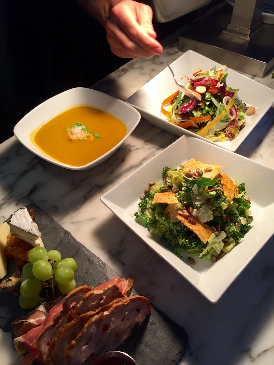 andazweho's tweet photo. Finishing touches for a perfect lunch feast! #lunch #weho #la #tuesdaymotivation https://t.co/cExrmU9zea