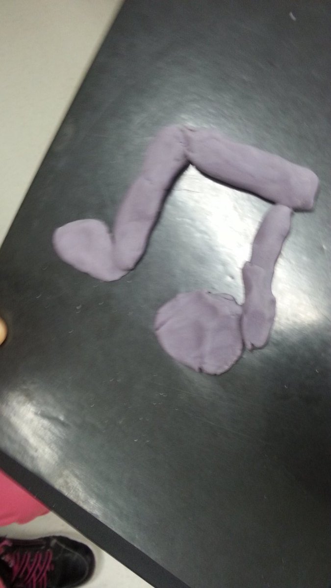 MusicMrBrox's tweet photo. #MusicalNotes #Gr1 #Playdoh #Fun
@ARTS_PDSB @MortonWayPS
#8thNote #QuarterRest #8thNotePair #Rhythm https://t.co/fNotWkSTOX
