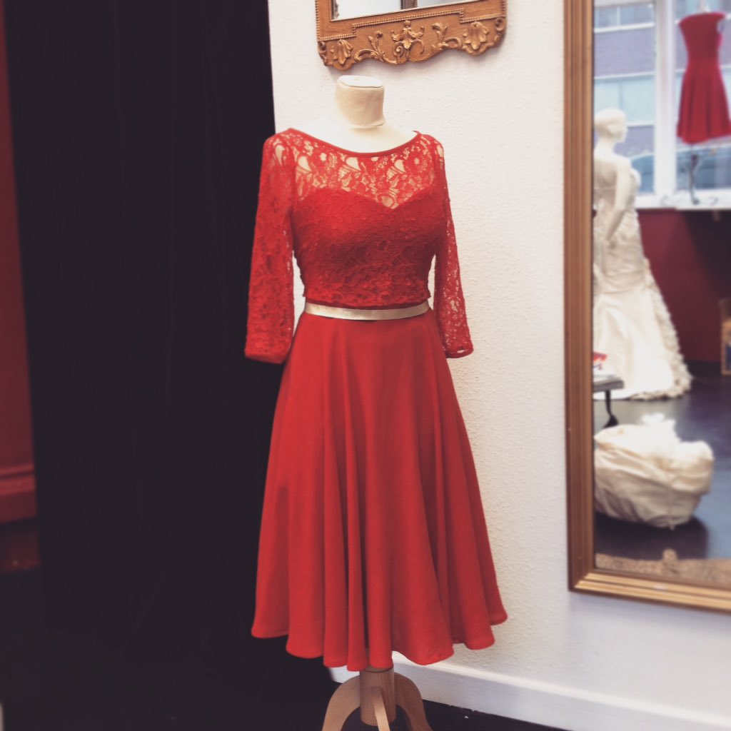 byrosesavage's tweet photo. Red crepe and lace dress #madeinbristol https://t.co/04G8RcSzAE