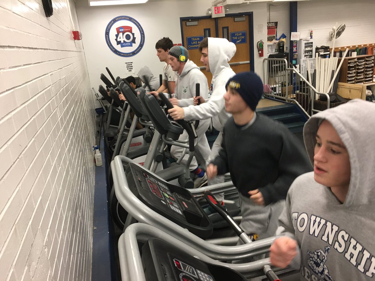TCNJ_Wrestling's tweet photo. Nails @MPlaska @ReardonBilly @Agags62 @LuisRivera6969 @patschinder #Balina #Schlittler #LS https://t.co/lpg5fEx1ZQ