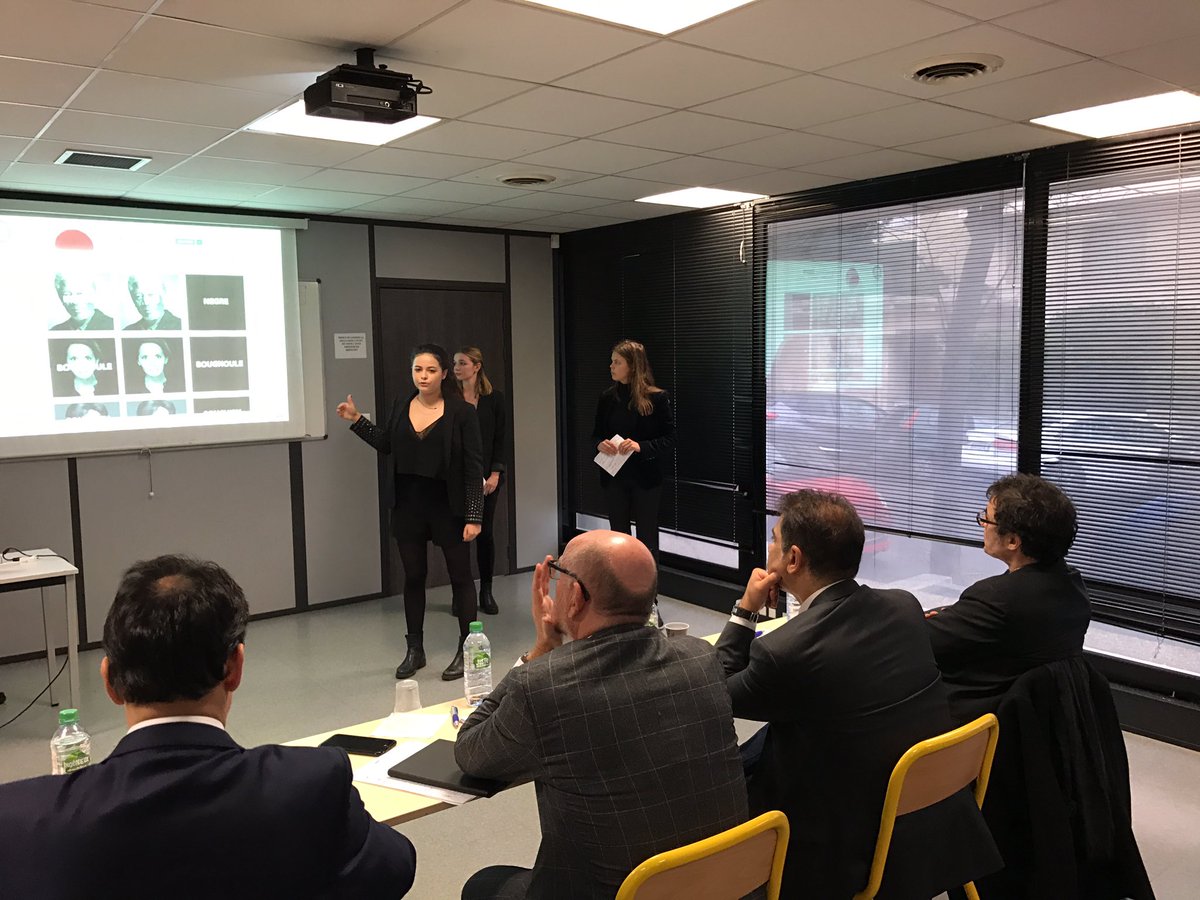 MS_Marseille's tweet image. @ECSBarcelona : 20 minuites pour convaincre @_LICRA_ #ECSCHALLENGE