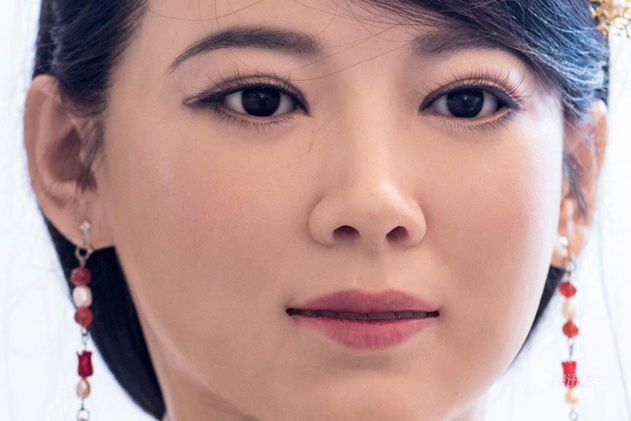CGTNRadio's tweet image. China's first advanced AI #interactiverobot shows up in Shanghai bit.ly/2jq4PAW