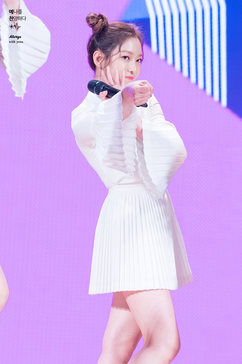 C10FzevUAAAelf6.jpg:orig